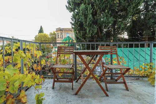 One bedroom apartment with Balcony near Fabrika