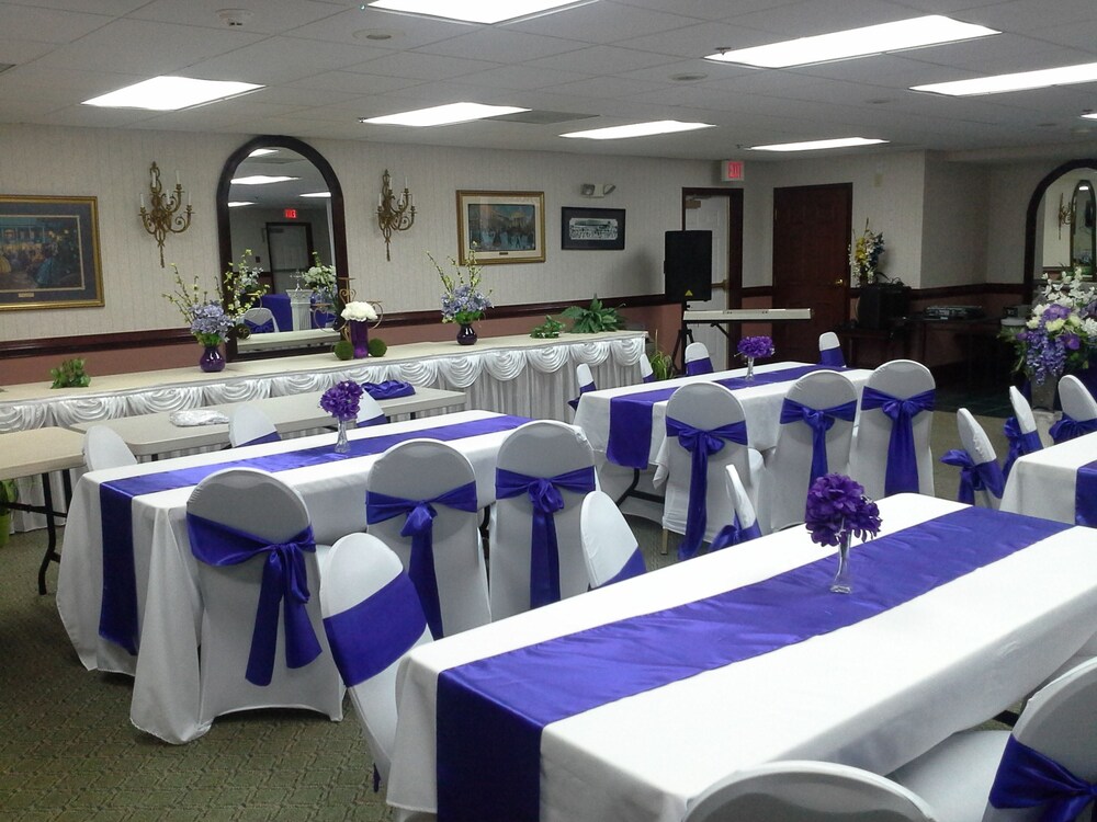 Plantation Inn and Suites - photo 10