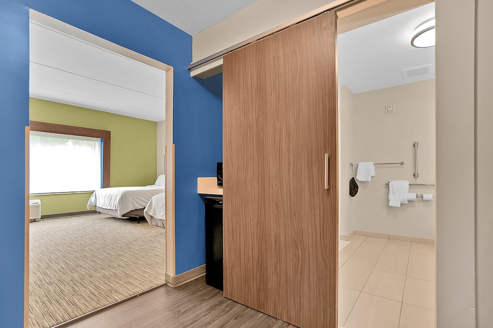 Holiday Inn Express Jacksonville South Bartram Prk - photo 19