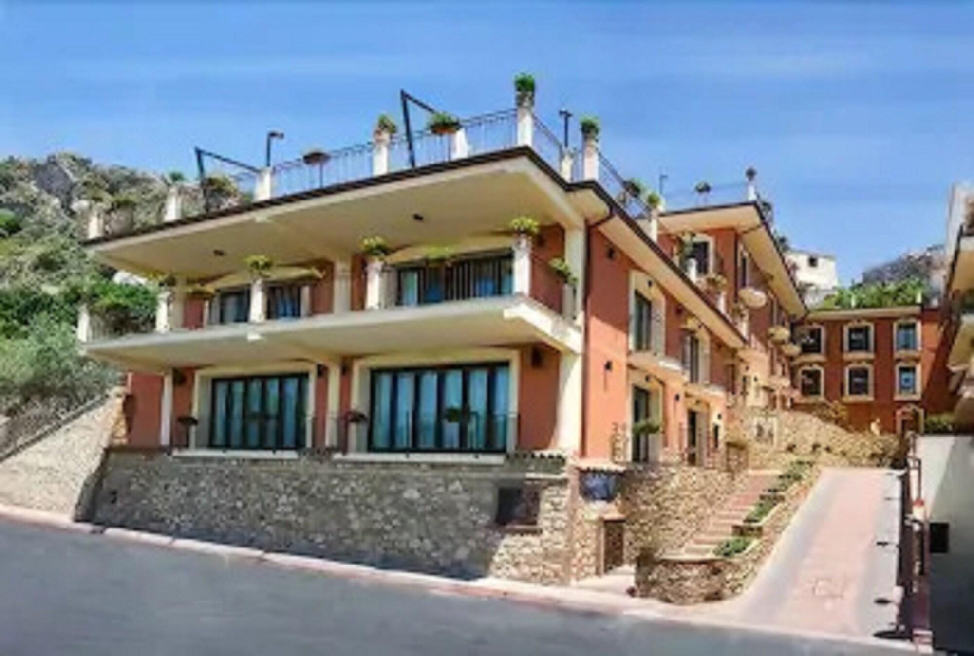 Agostiniana Hotel in Forza D'agro, Italy