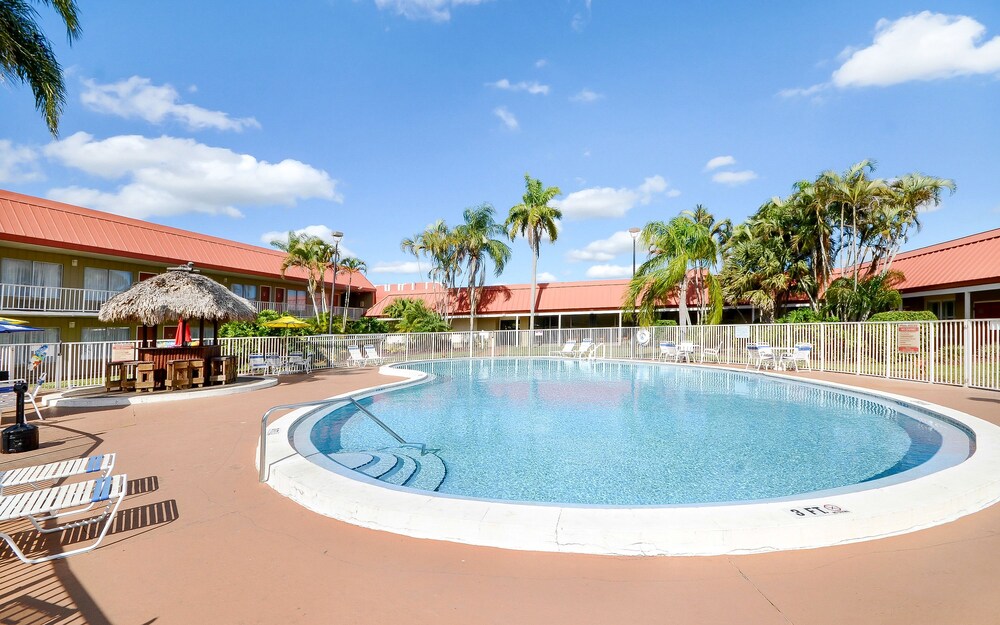 Vero Beach Inn & Suites I 95 - photo 21