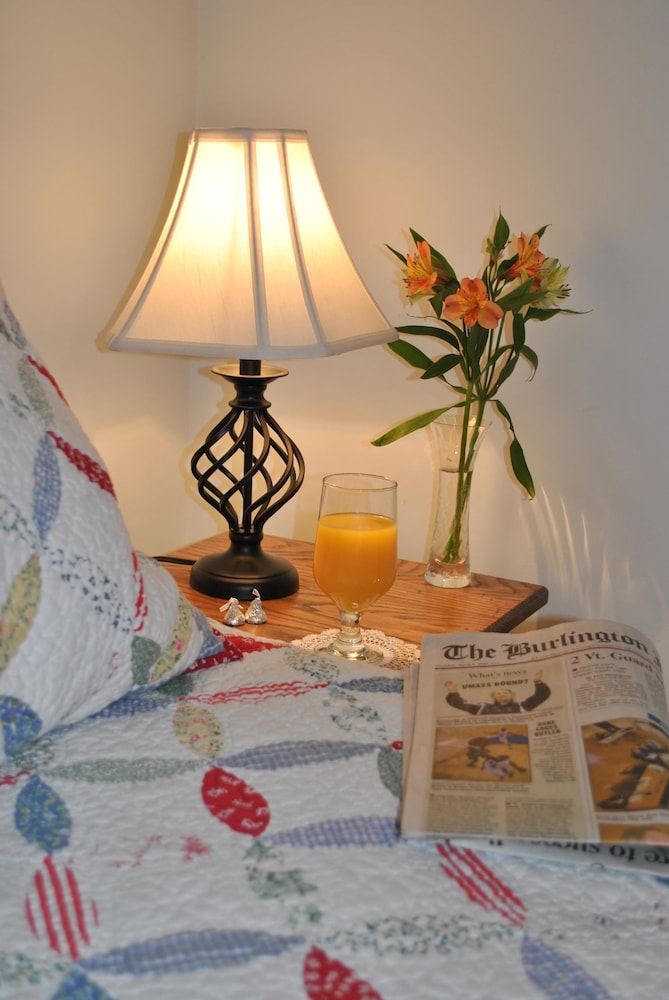 Brass Lantern Inn - photo 18