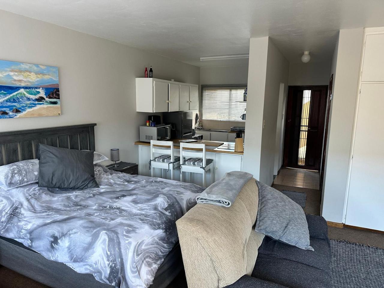 5 Bayview Gonubie Seaside — 4-Star Luxury Hotel in East London, South Africa