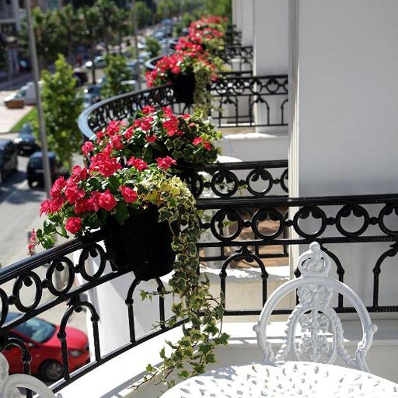 Empire Hotel - last minute hotel in Durres