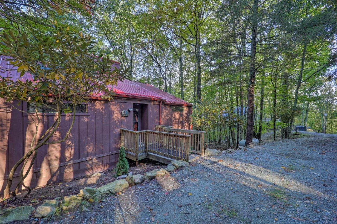 Ski Resort Cabin with Deck in Beech Mountain - photo 24