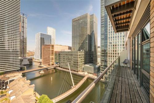 Penthouse Canary Wharf Free WiFi — 4-Star Luxury Hotel in London, United Kingdom