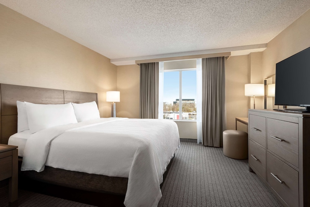 Embassy Suites by Hilton Columbus Dublin - photo 13