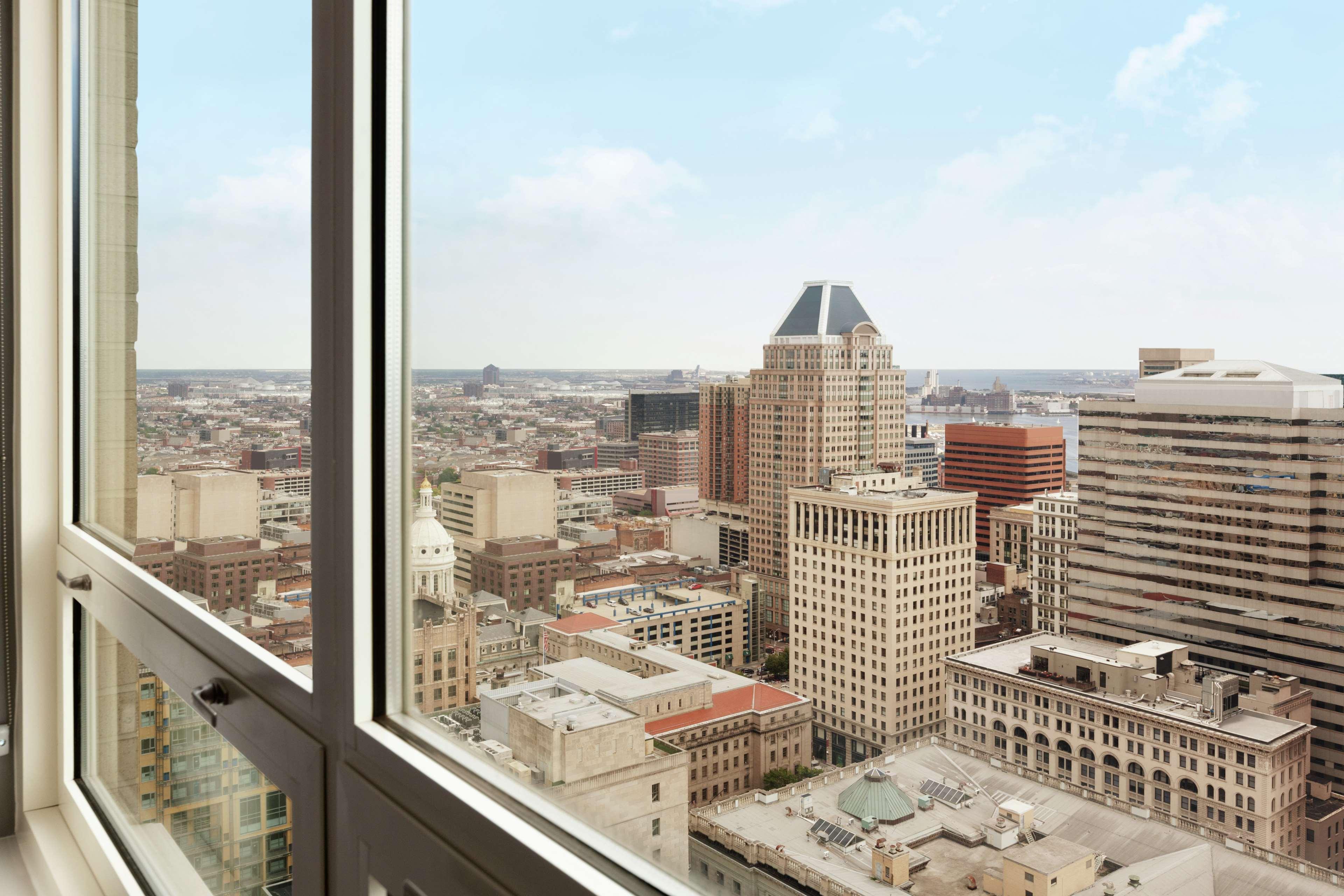 Embassy Suites by Hilton Baltimore Inner Harbor - photo 32