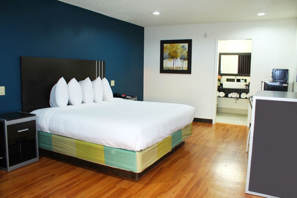 Stay Express Inn Dallas Fair Park Downtown - photo 8