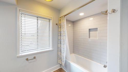 946 Inverness Village - photo 20