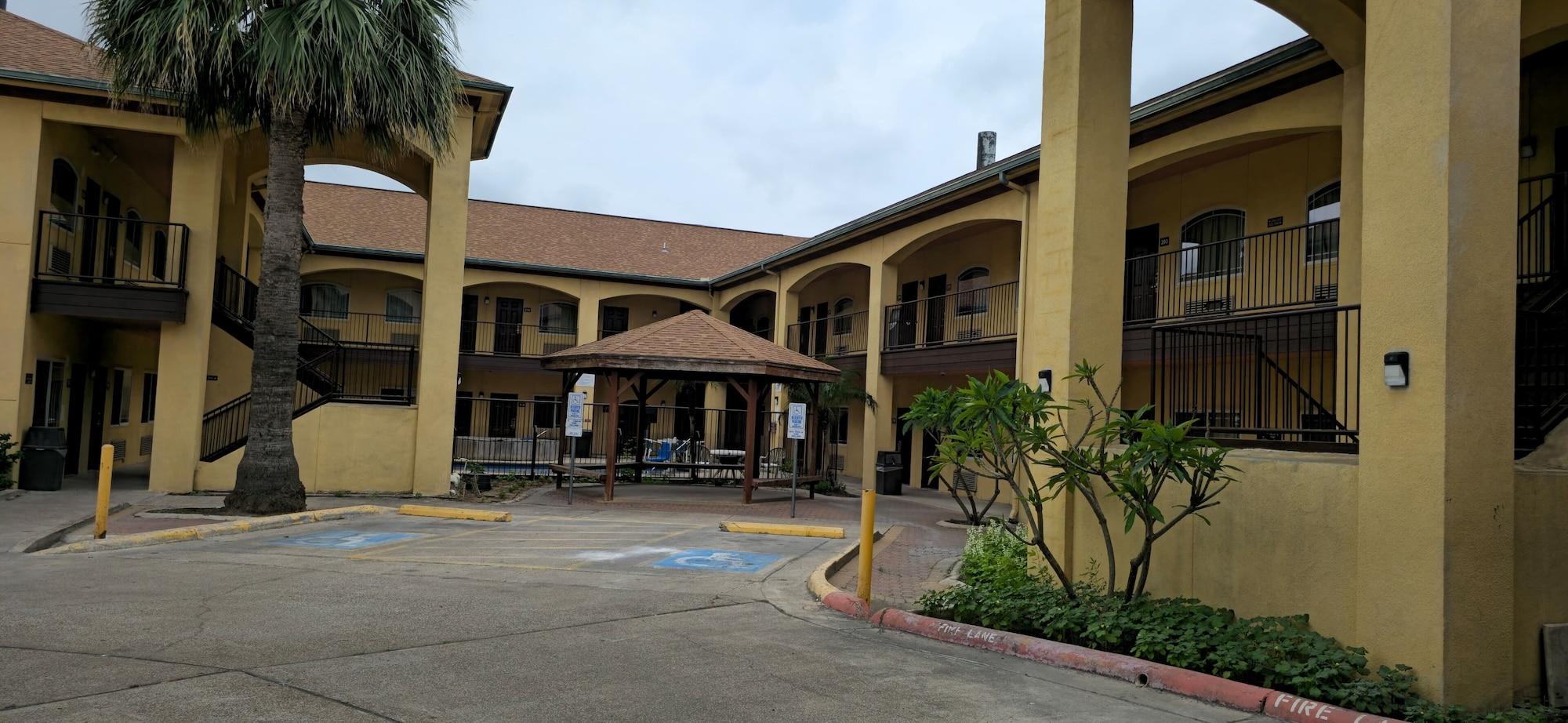 Texas Inn & Suites Rio Grande Valley - photo 21