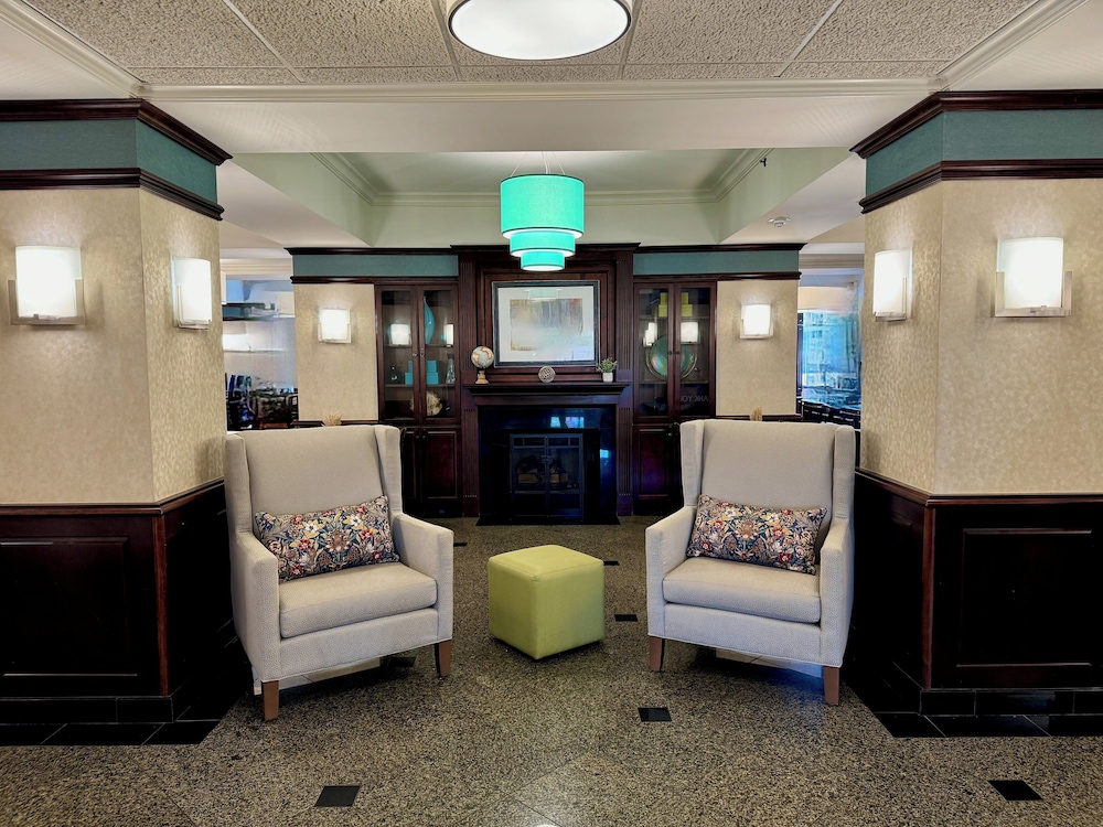 EVEN Hotel Detroit North Troy - photo 33