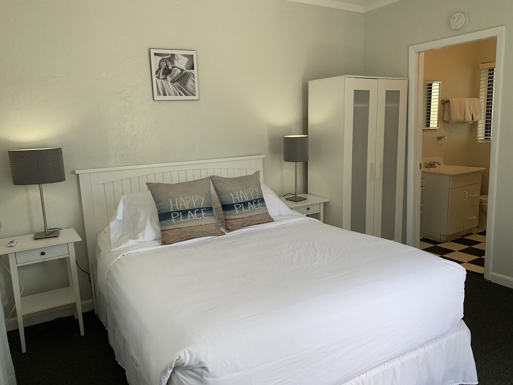 Sabal Palms Inn - photo 12