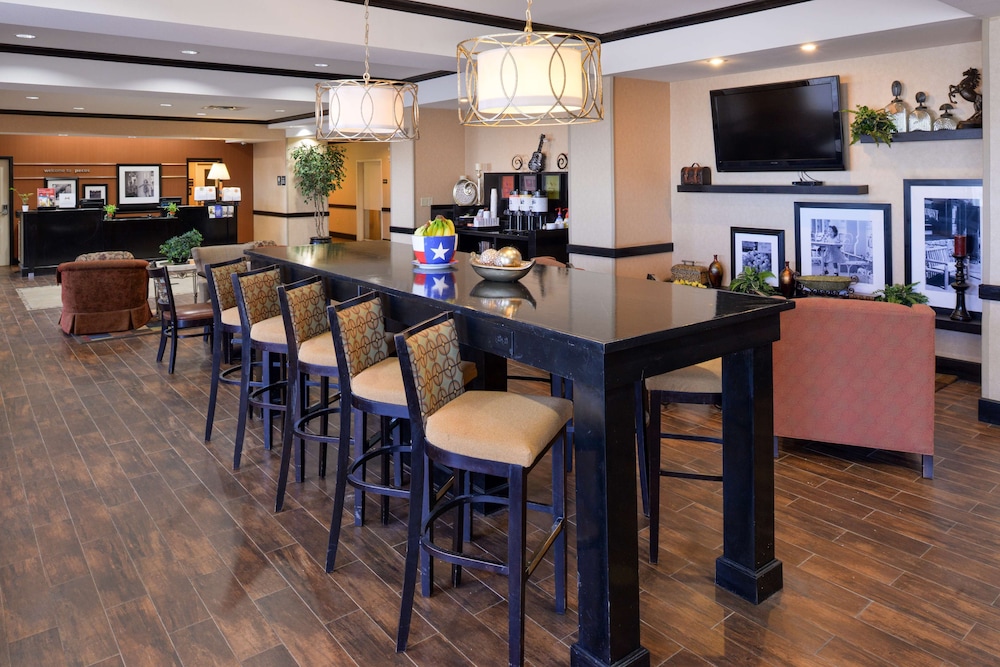 Hampton Inn Pecos - photo 33
