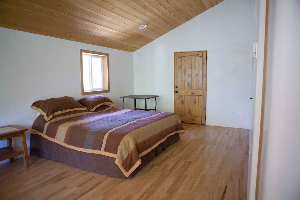 Shady Brook Inn and Resort - photo 3