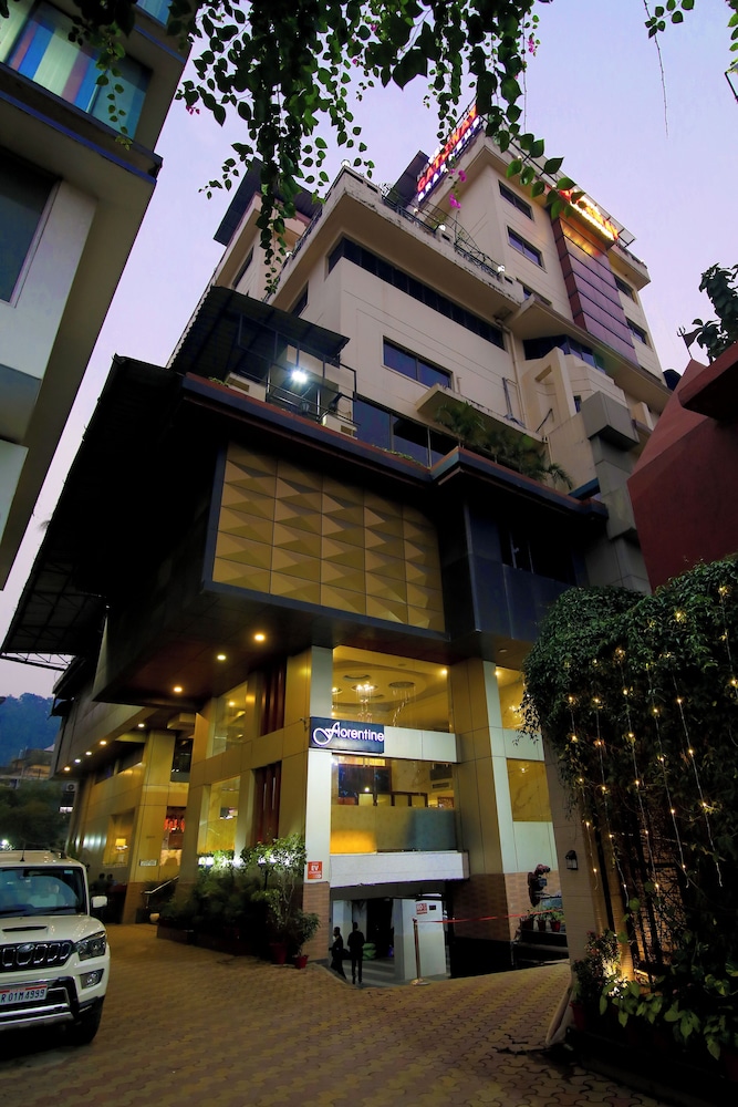 Hotel Gateway Grandeur in Guwahati, India