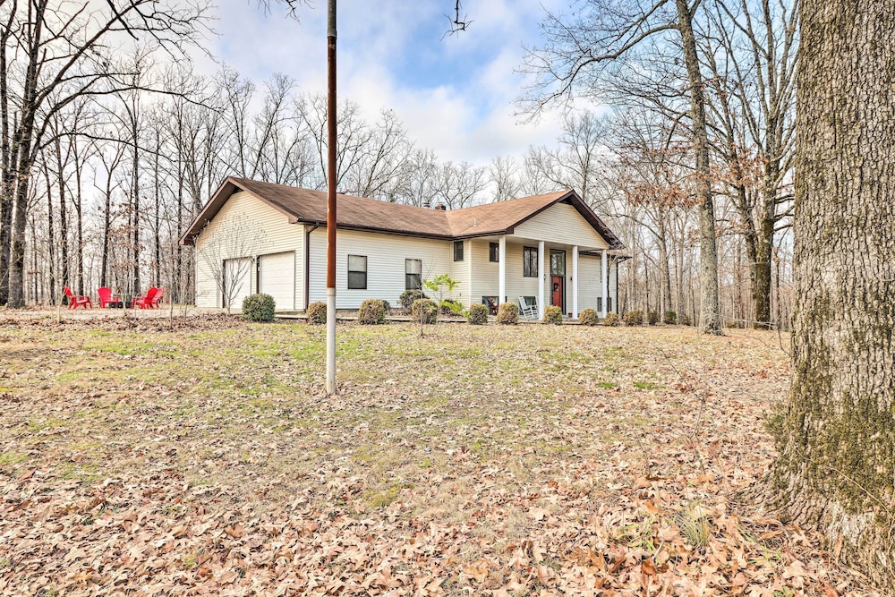 40 Acre Poplar Bluff Nature Lovers Paradise — Poplar Bluff