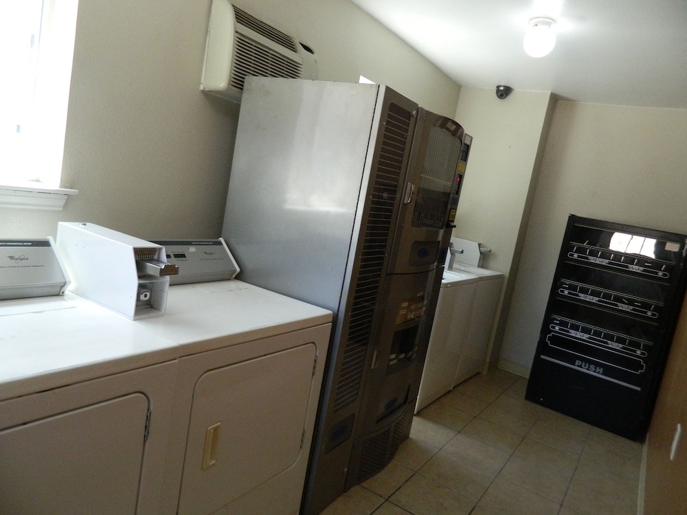 Paris Extended Stay Suites - photo 18