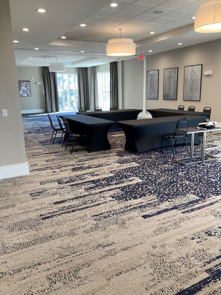 Hilton Garden Inn Biloxi - photo 36
