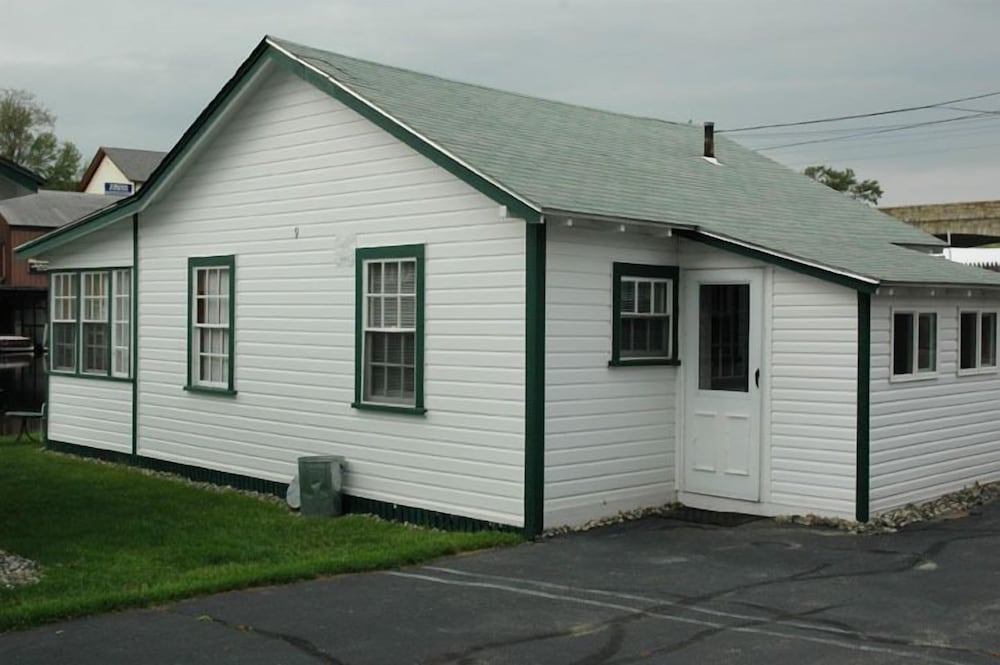 Channel Watefront Cottages - photo 45