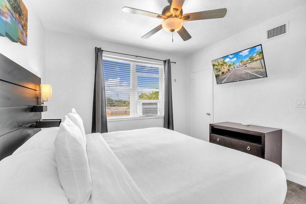 Laguna Blu Beach - photo 17