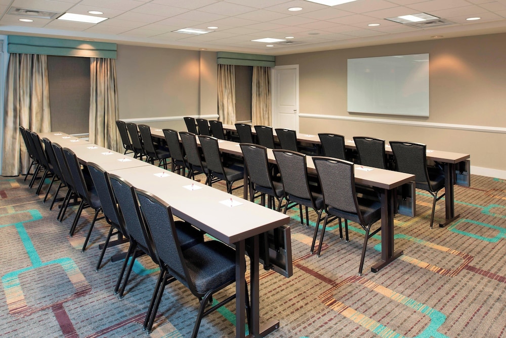 Residence Inn by Marriott Toledo Maumee - photo 30