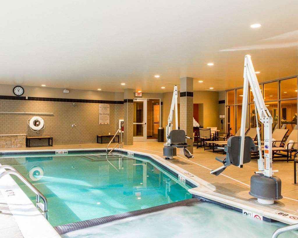 Cambria Hotel Traverse City - photo 32