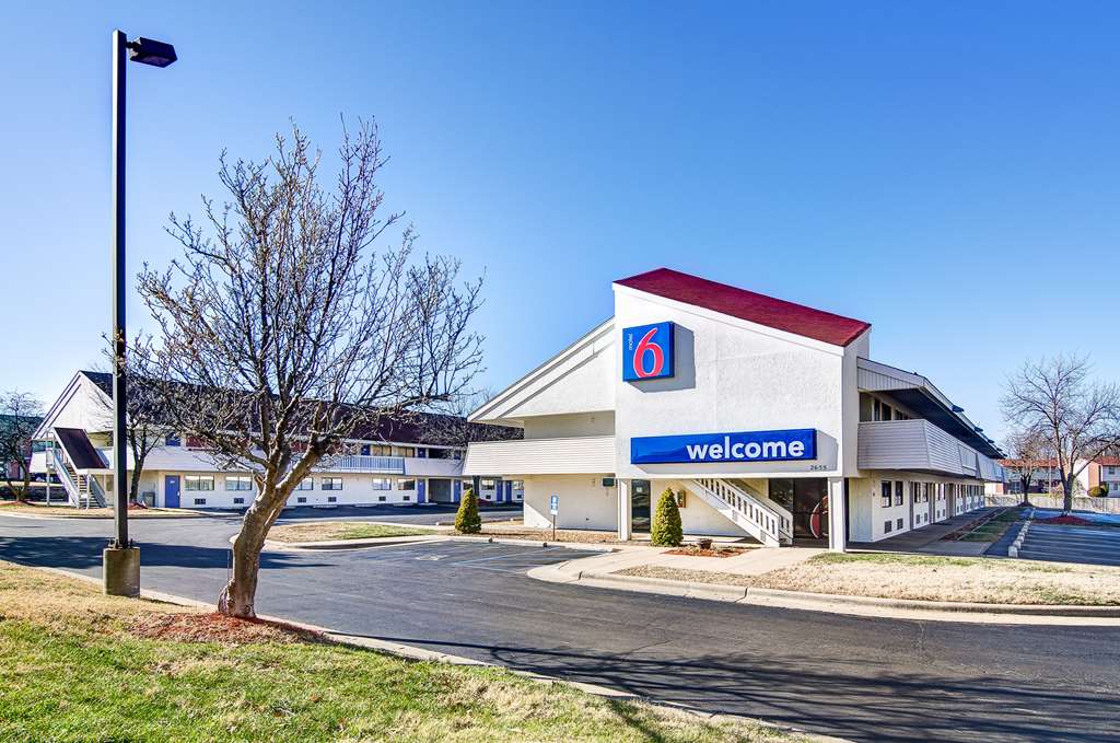 Motel 6 Springfield MO North - photo 4