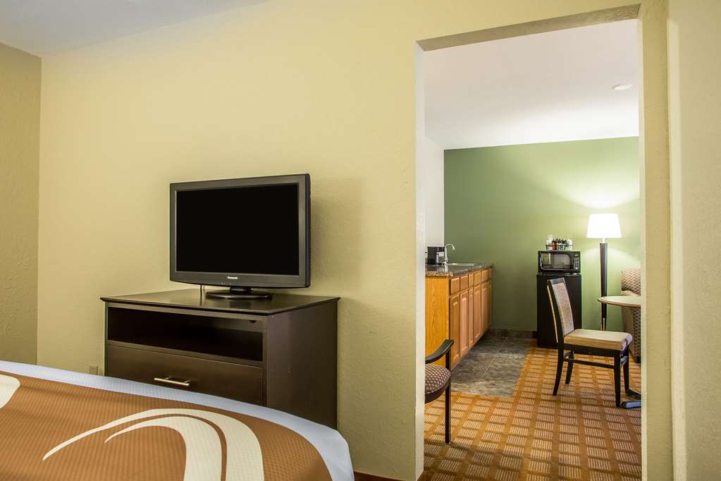 Quality Inn & Suites Marinette - photo 37