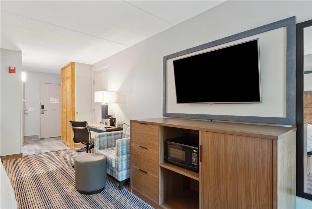AmericInn by Wyndham Wisconsin Dells - photo 22