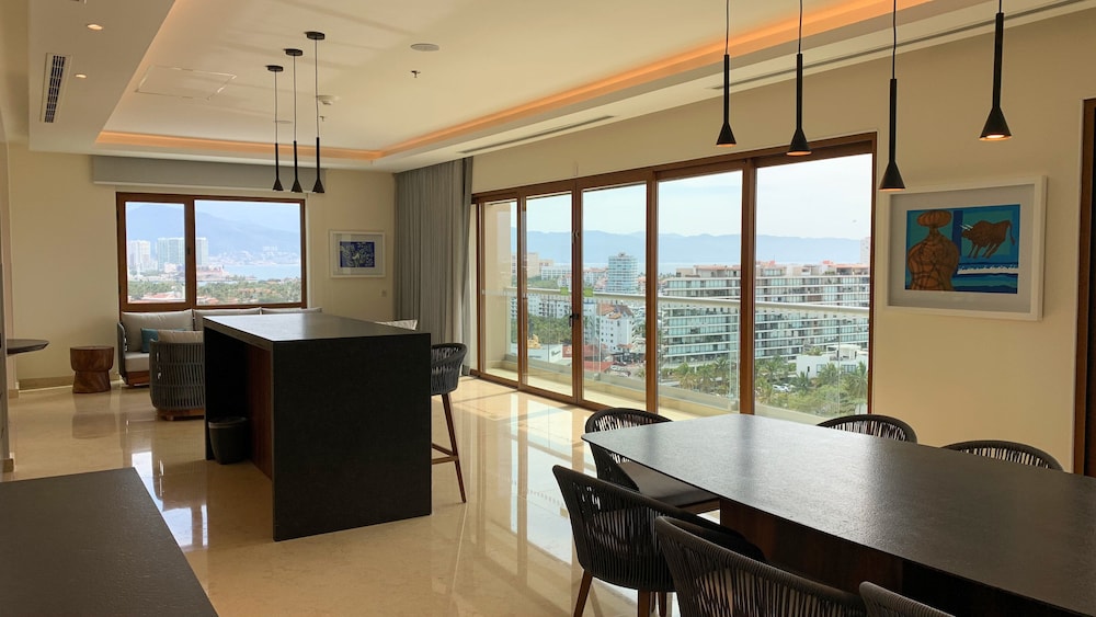 Holiday Inn & Suites Puerto Vallarta Marina & Golf by IHG
