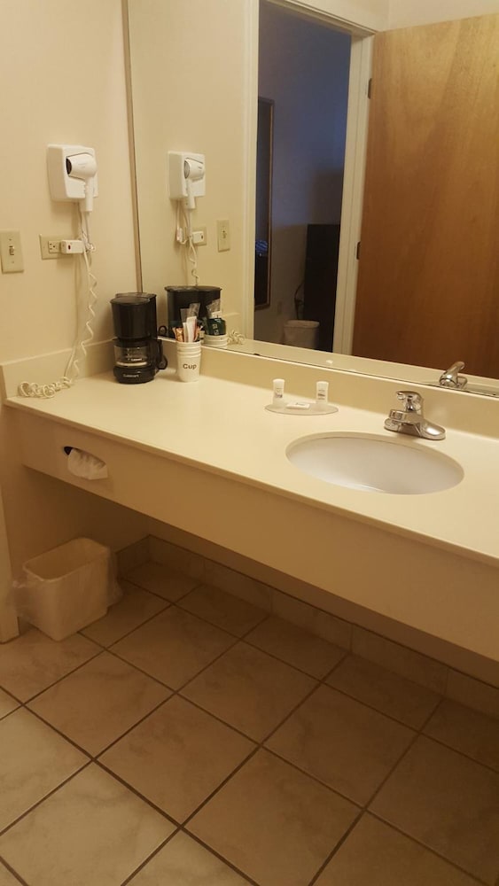 The Rutledge Inn - photo 15