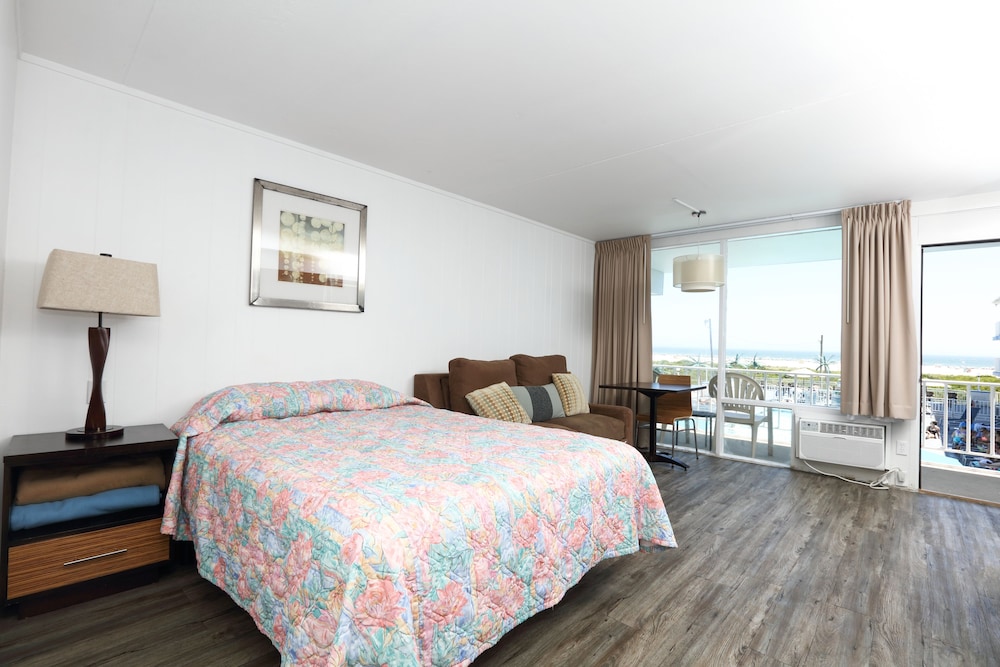Olympic Island Beach Resort - photo 13