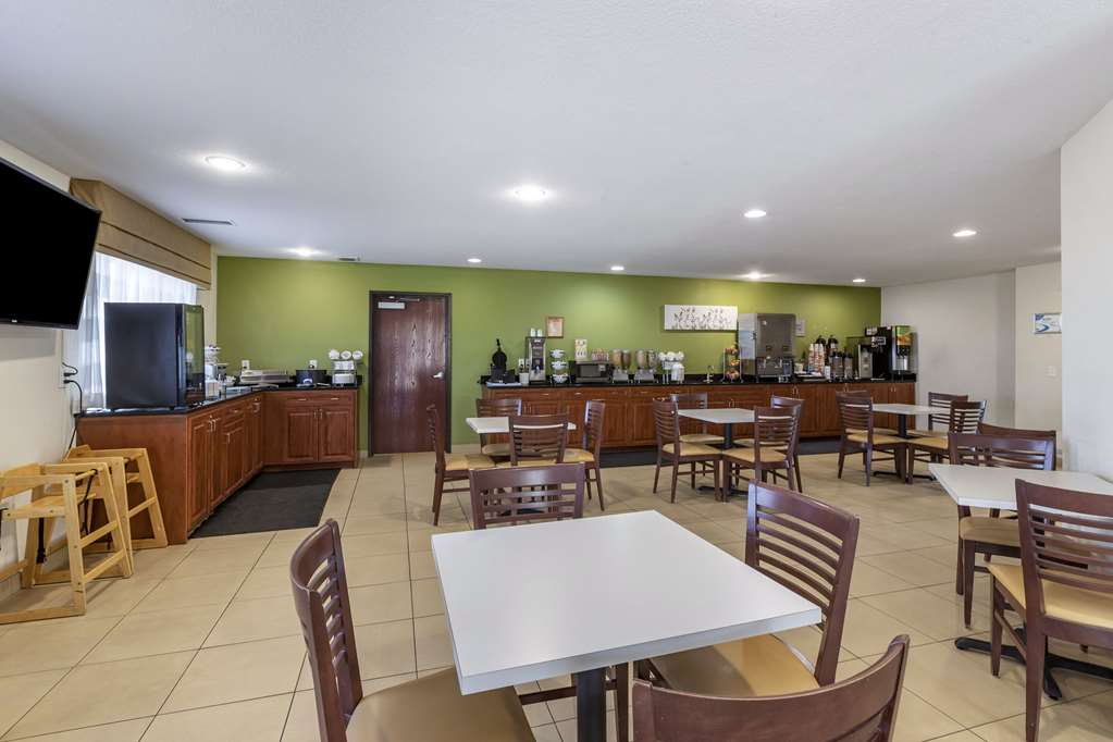Sleep Inn & Suites Pleasant Hill Des Moines - photo 20