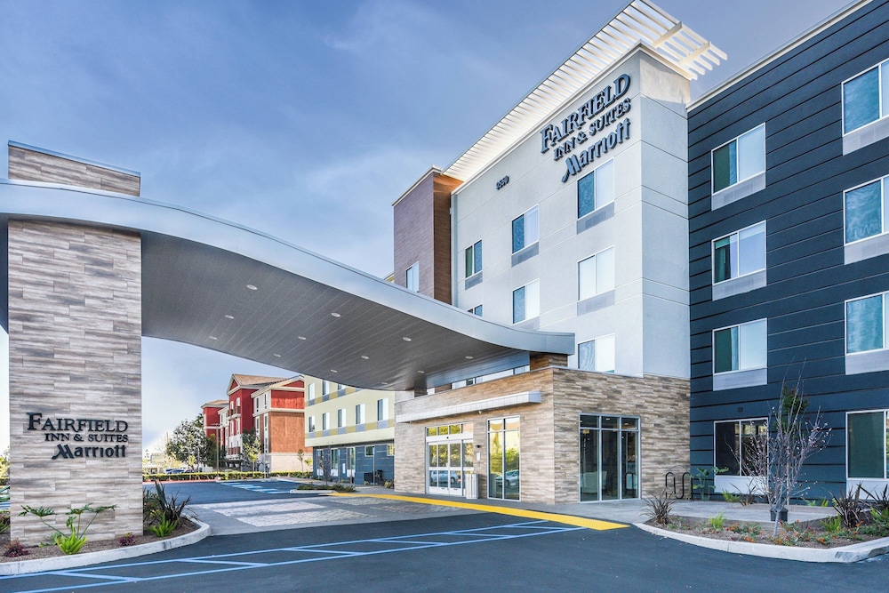 Fairfield Inn & Suites by Marriott Ontario Rancho Cucamonga - photo 44