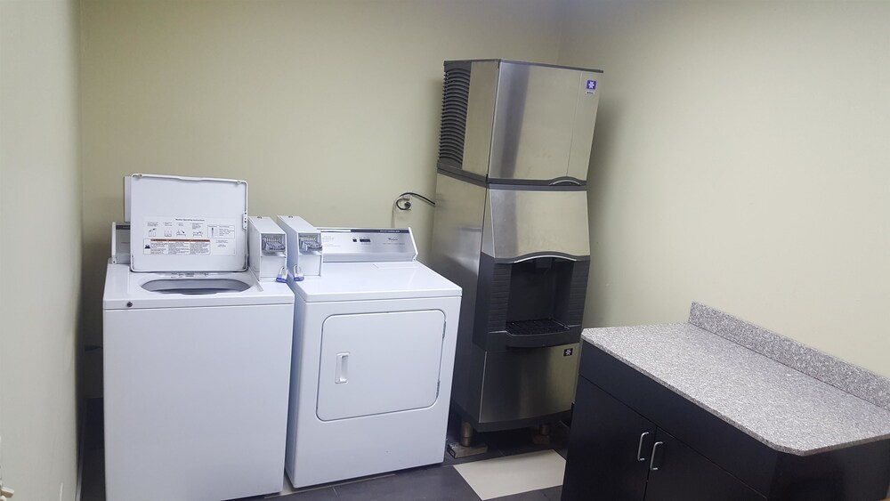 SureStay Plus Hotel by Best Western Blue Springs - photo 30