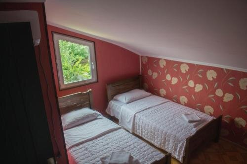 Milorava's Guest House & Wine Cellar