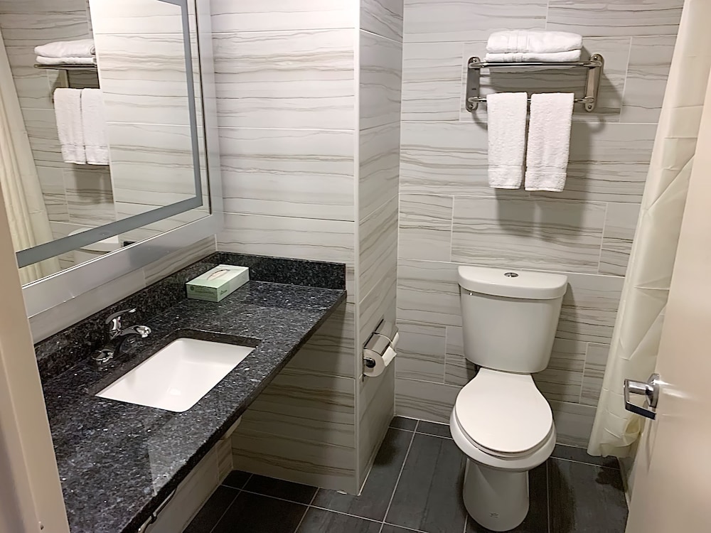 7 Days Hotel Bronx - photo 16