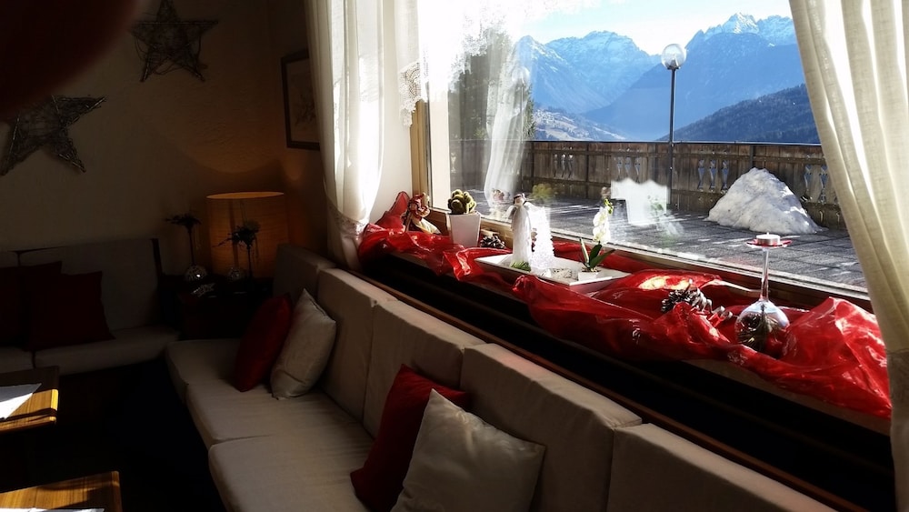 Bellavista - carbon neutral hotel in Candide