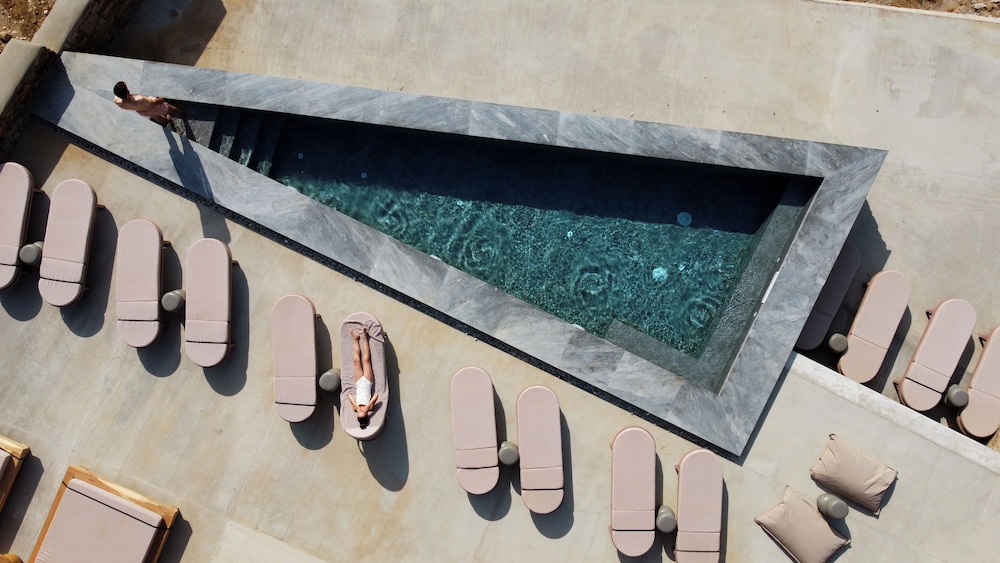 Sun Aeriko in Tinos, Greece