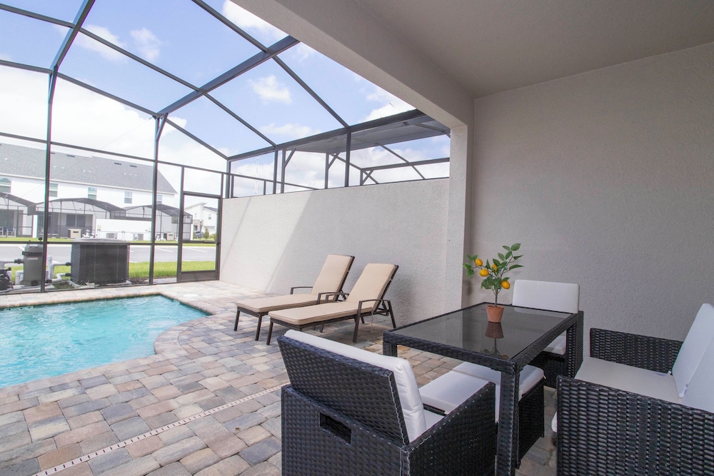Splendid 3 Bd Close to Disney w Surf Park Solara Resort 2190 Kissimmee - photo 11