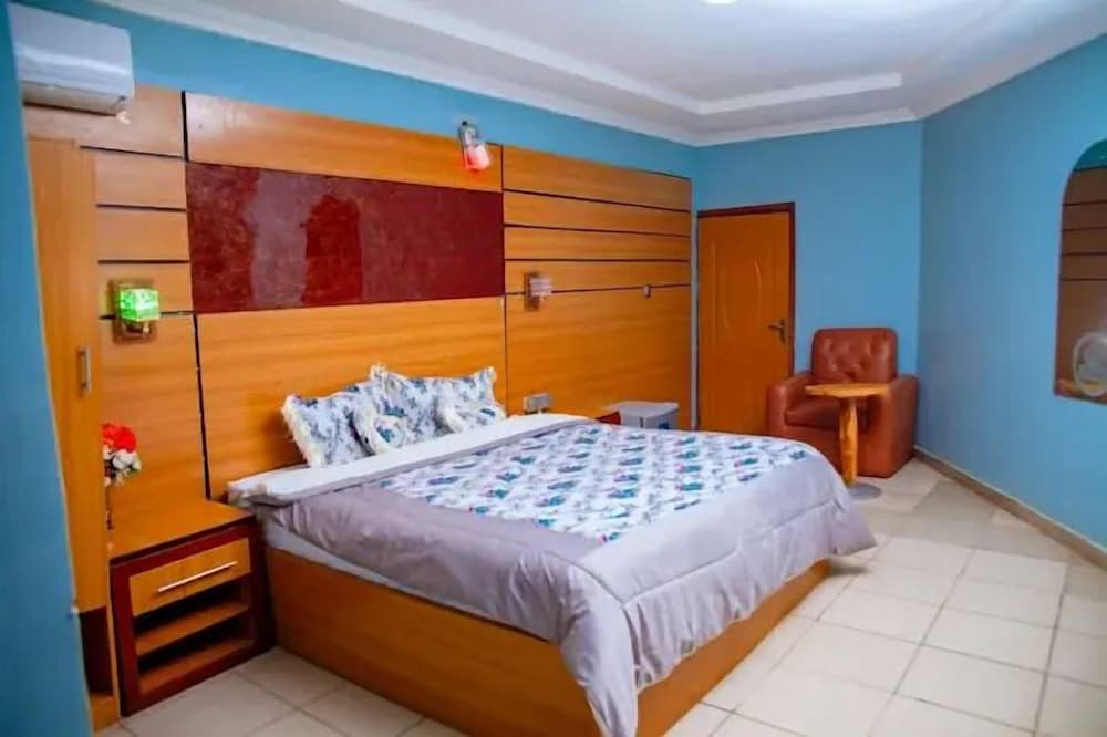 The Kings Hotel and Suites in Ibadan, Nigeria