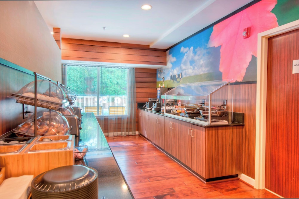 Fairfield Inn By Marriott Raleigh Crabtree - photo 41