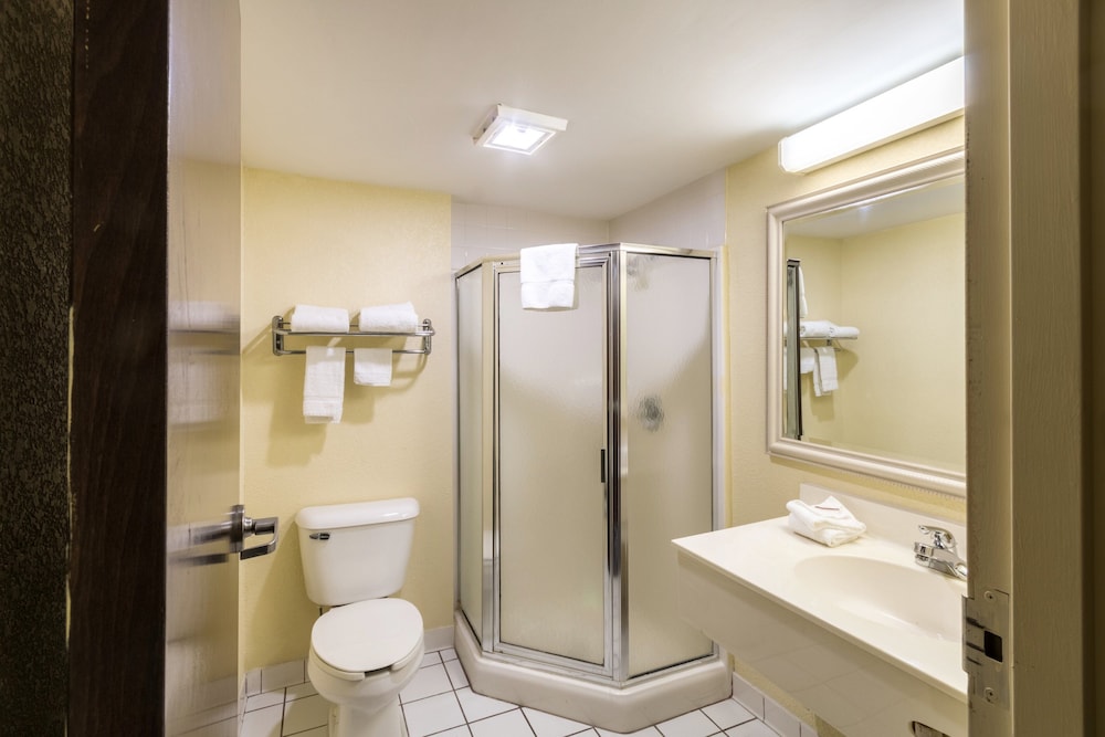 Red Roof Inn Morehead - photo 21