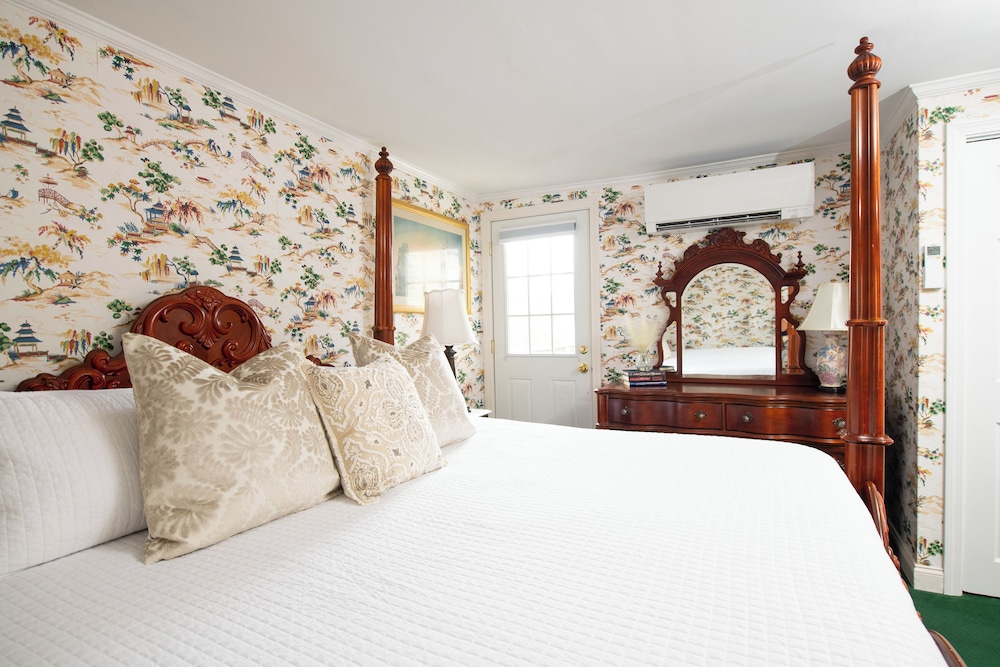Americas Cup Inn - photo 31
