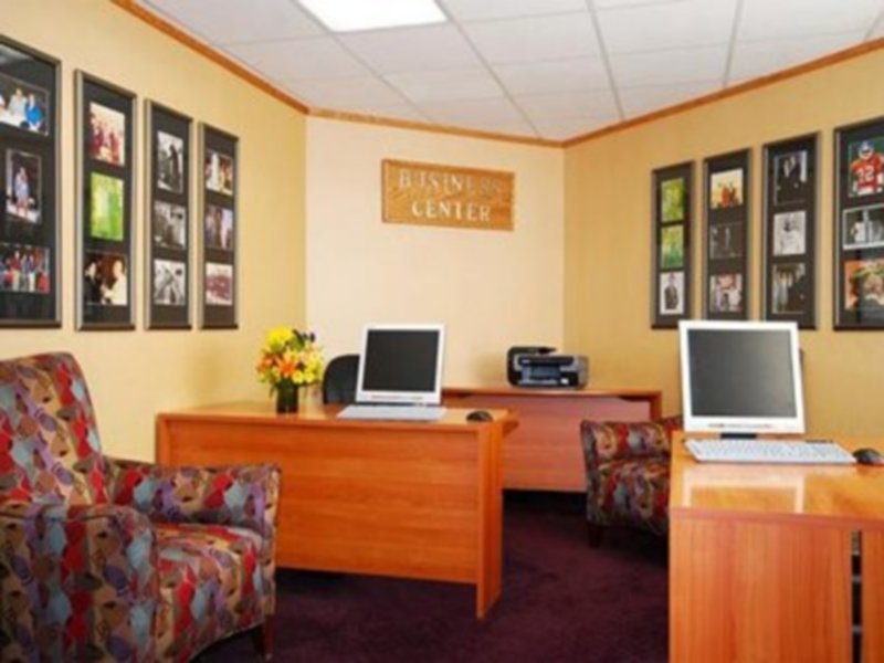 Quality Inn Phoenix Airport - photo 11