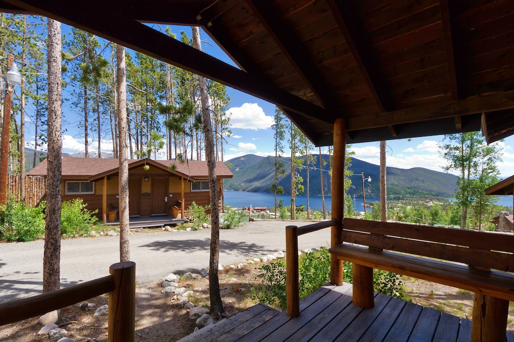 Grand Lake Lodge - photo 16