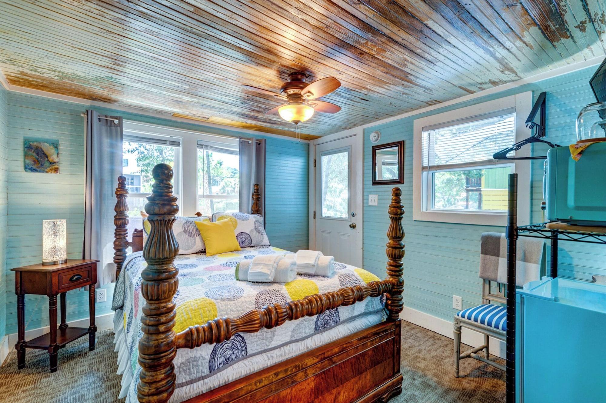 Riverside Inn and Cottages - photo 17