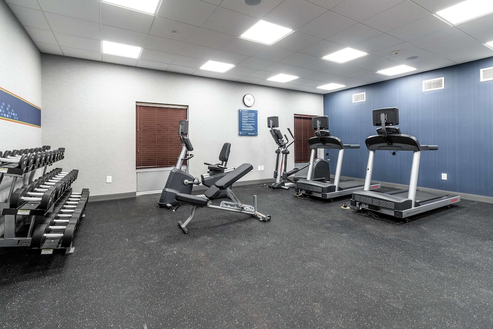 Hampton Inn Locust Grove - photo 21