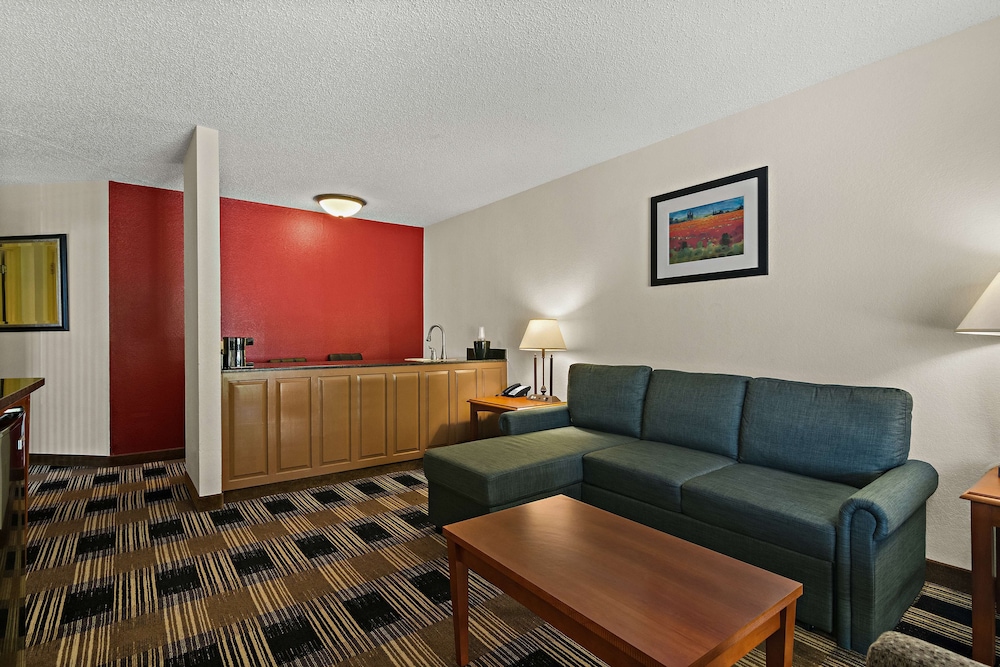 Best Western Windsor Suites - photo 21